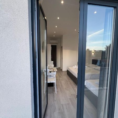VlorëDangolli House公寓 外观 照片