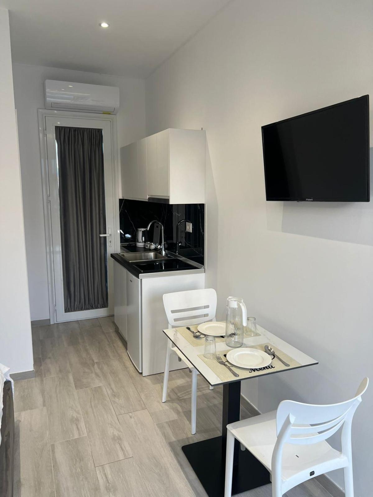 VlorëDangolli House公寓 外观 照片