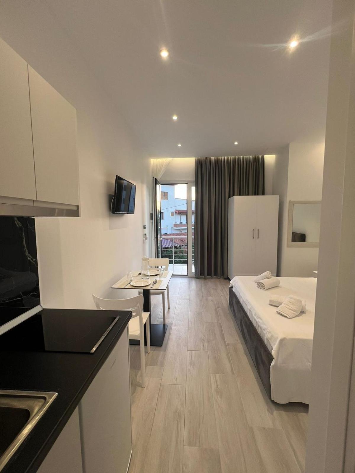 VlorëDangolli House公寓 外观 照片