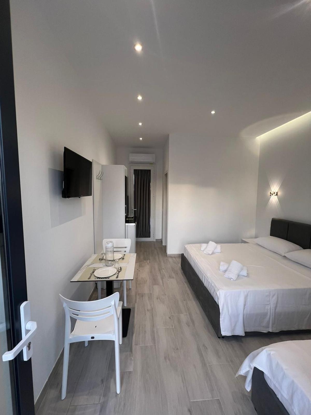 VlorëDangolli House公寓 外观 照片