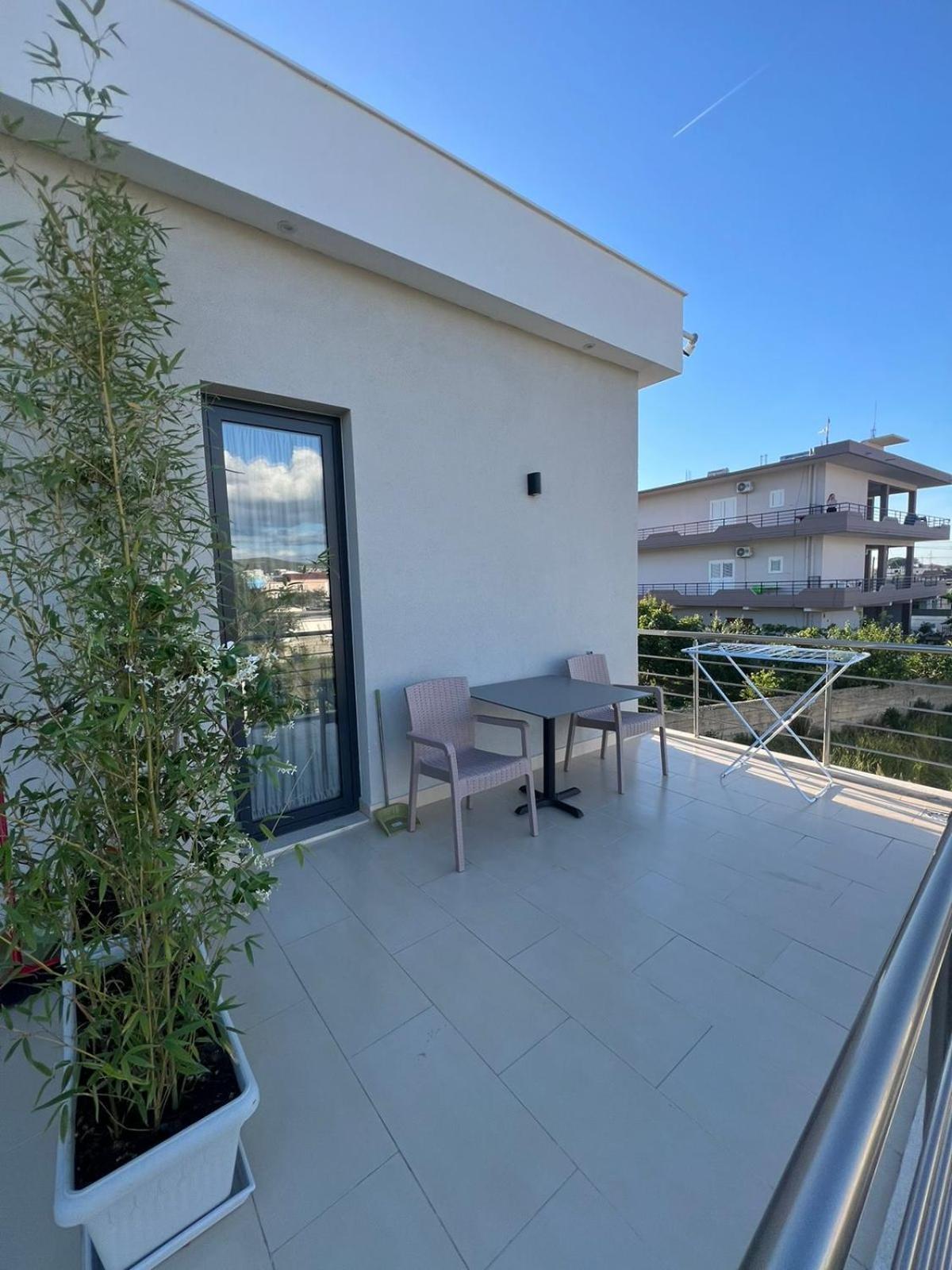 VlorëDangolli House公寓 外观 照片