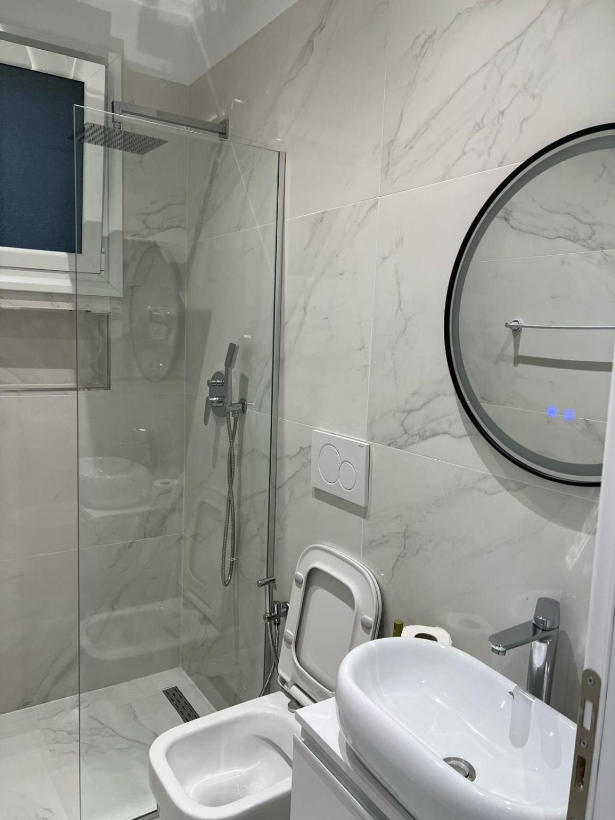 VlorëDangolli House公寓 外观 照片